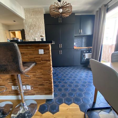 Appartement Cocooning, Design, Confort & Balcon 圣但尼 外观 照片